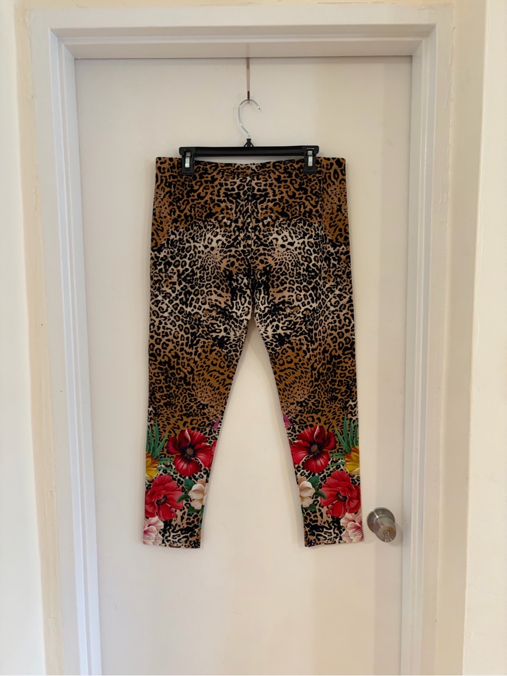 Johnny Was Leopard/Floral Leggings - Large - Picture 2 of 7